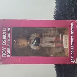 TOYOTA 2011 Collector's Edition Roy Oswalt #44